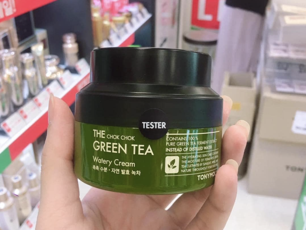 Chok Chok Green Tea Cream in my hand